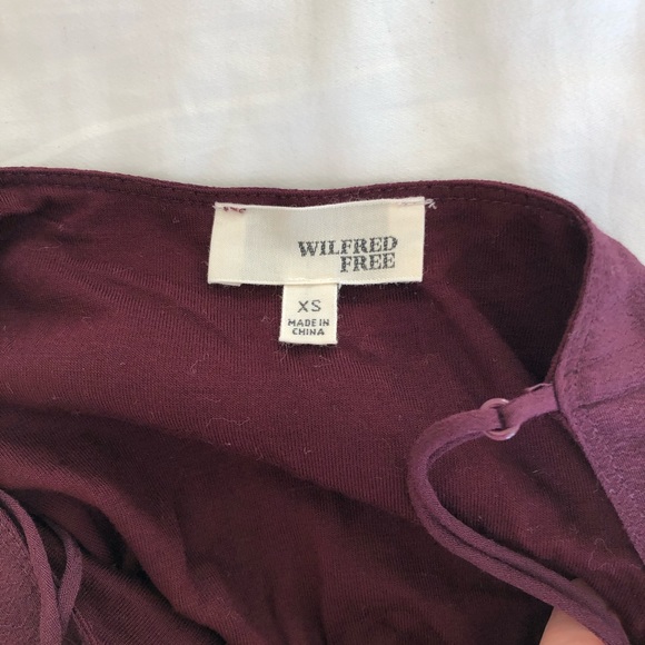 RED ARITZIA TANK - Picture 3 of 3